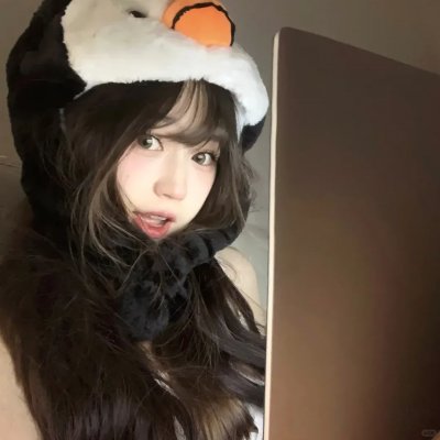 村主任和他的女友